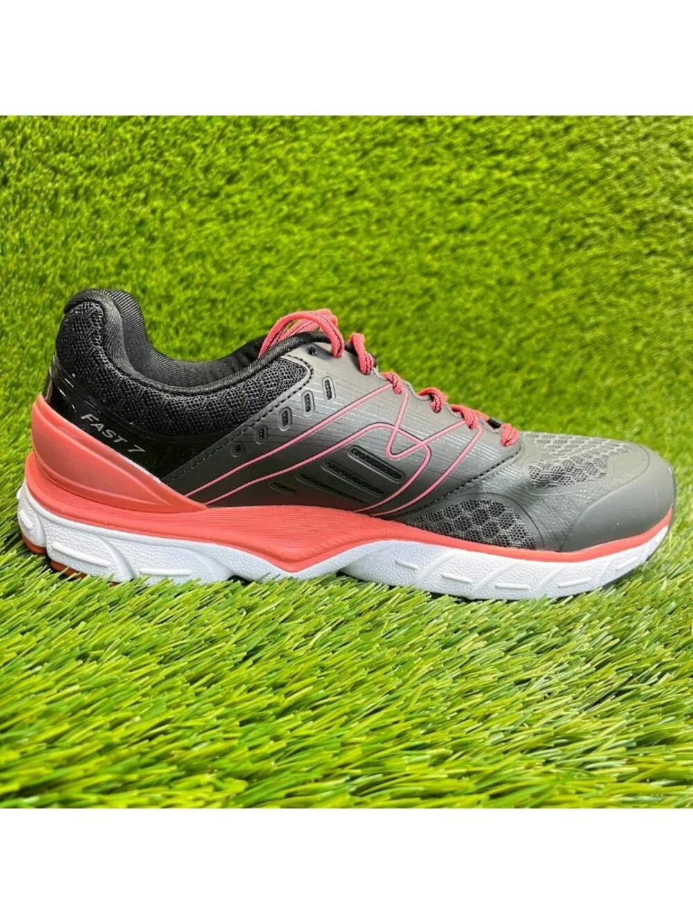 Karhu Fast 7 MRE Womens Size 7.5 Jet Black Coral Walking Running Shoes Sneakers